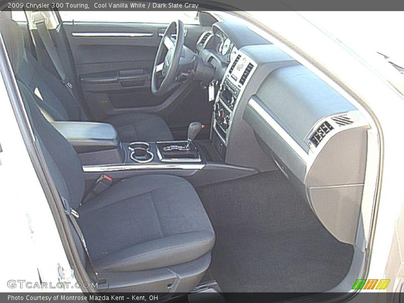 Cool Vanilla White / Dark Slate Gray 2009 Chrysler 300 Touring