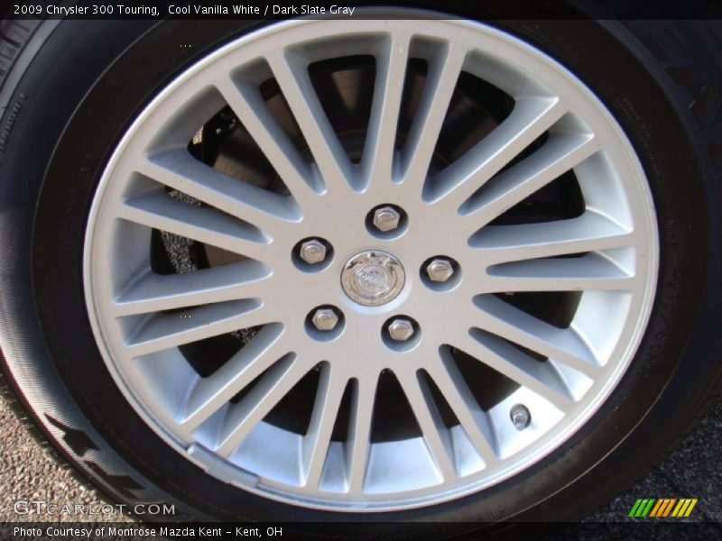 Cool Vanilla White / Dark Slate Gray 2009 Chrysler 300 Touring