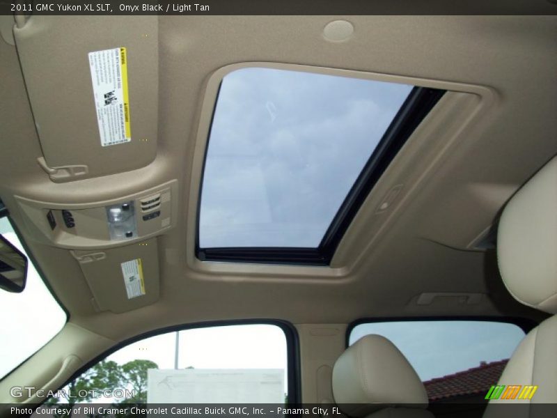 Onyx Black / Light Tan 2011 GMC Yukon XL SLT