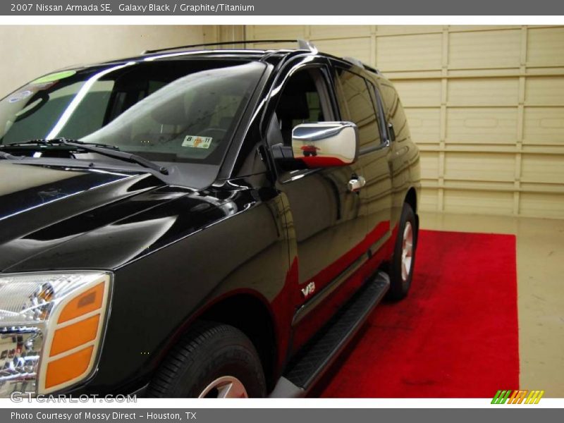 Galaxy Black / Graphite/Titanium 2007 Nissan Armada SE