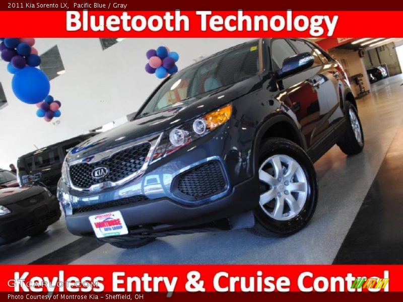 Pacific Blue / Gray 2011 Kia Sorento LX