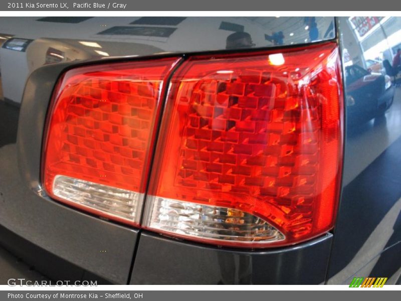 Pacific Blue / Gray 2011 Kia Sorento LX