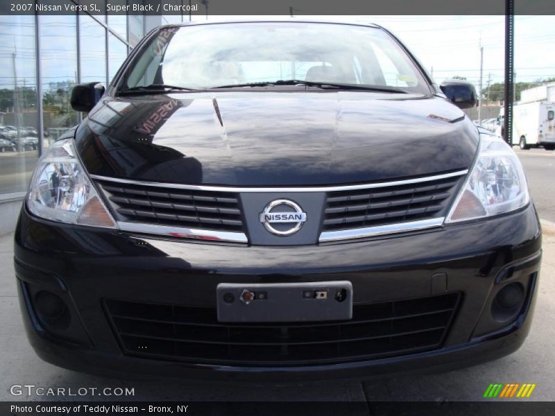 Super Black / Charcoal 2007 Nissan Versa SL