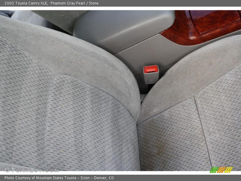 Phantom Gray Pearl / Stone 2003 Toyota Camry XLE