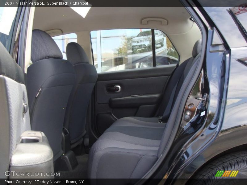 Super Black / Charcoal 2007 Nissan Versa SL