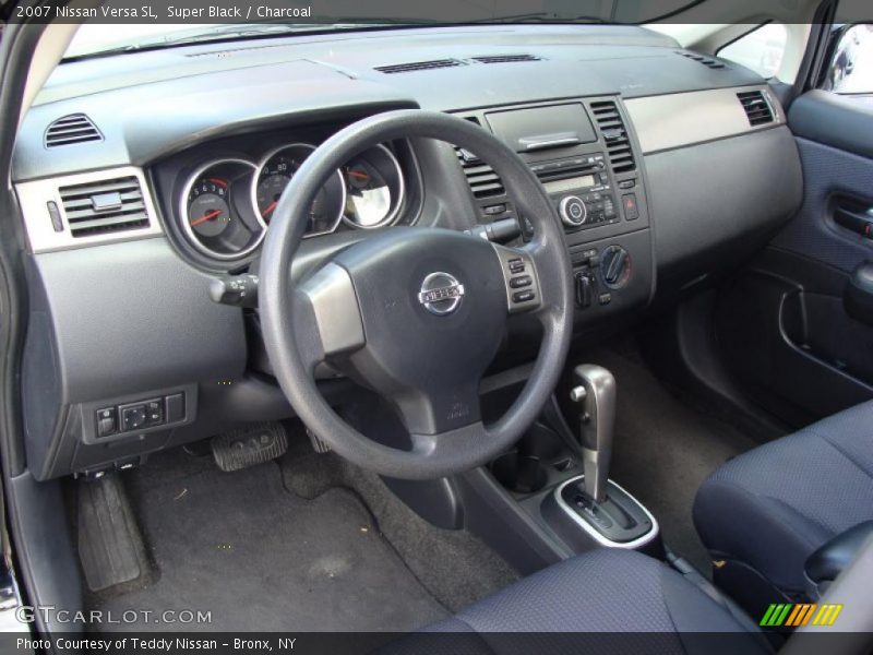 Super Black / Charcoal 2007 Nissan Versa SL