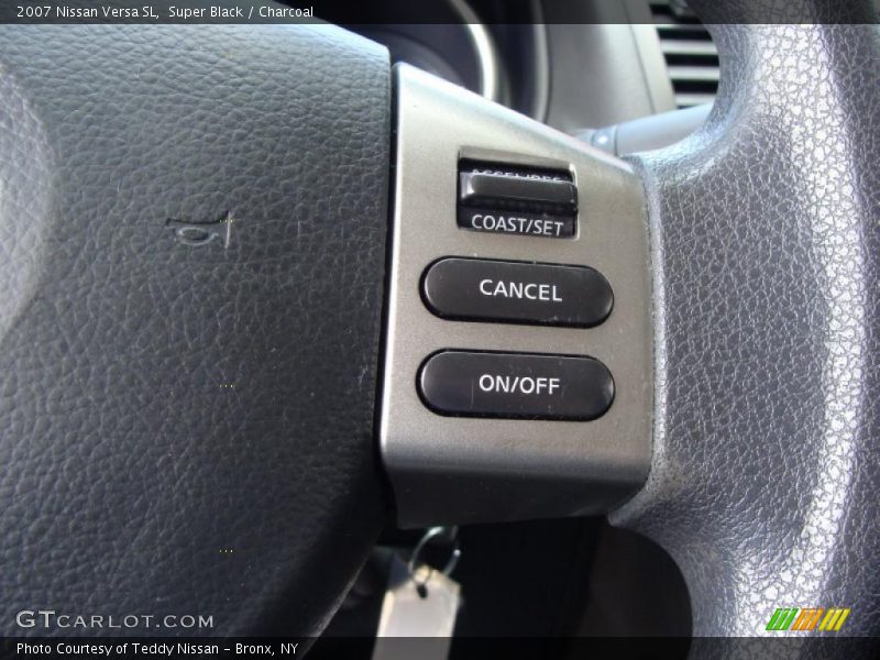 Super Black / Charcoal 2007 Nissan Versa SL
