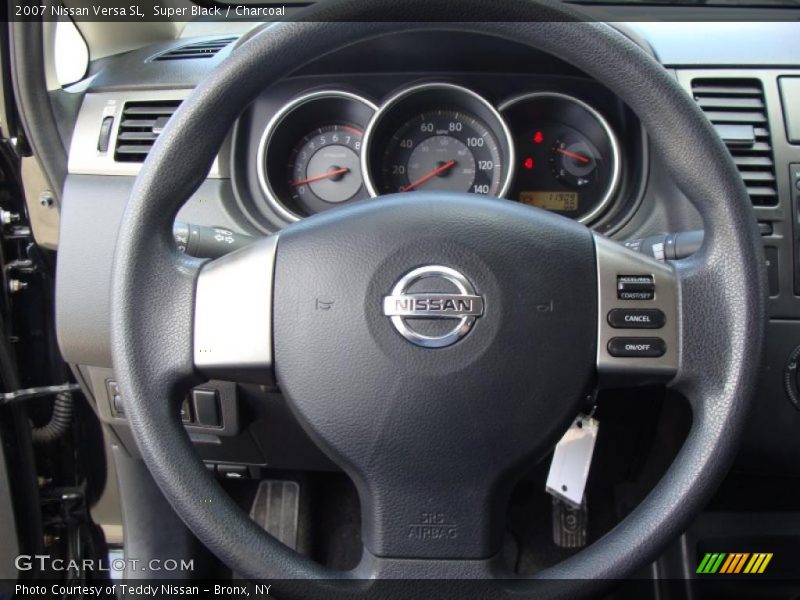 Super Black / Charcoal 2007 Nissan Versa SL