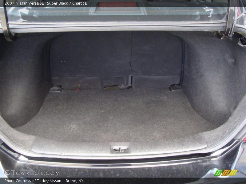 Super Black / Charcoal 2007 Nissan Versa SL