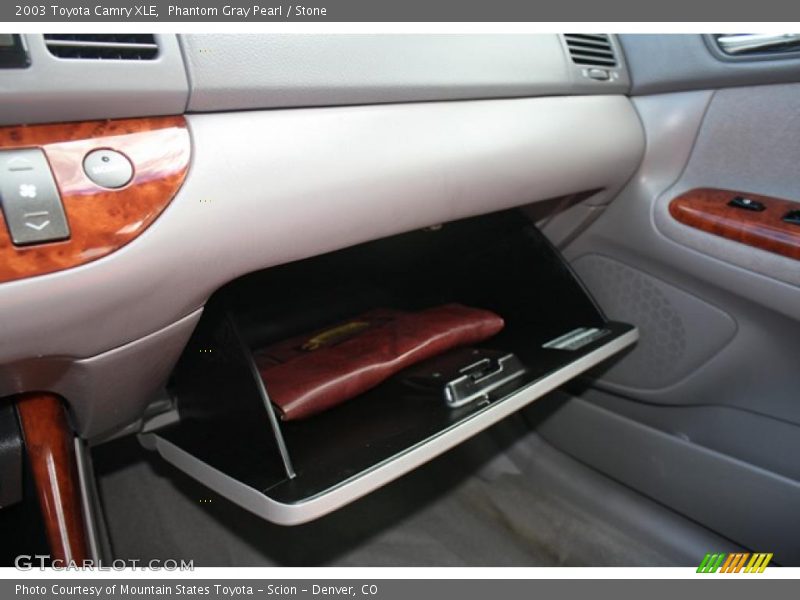 Phantom Gray Pearl / Stone 2003 Toyota Camry XLE