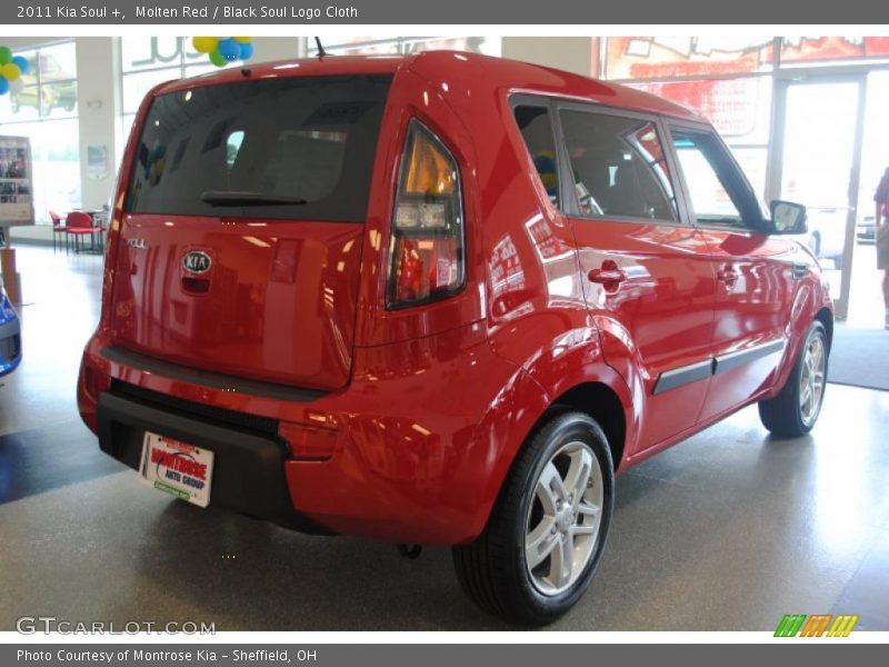 Molten Red / Black Soul Logo Cloth 2011 Kia Soul +