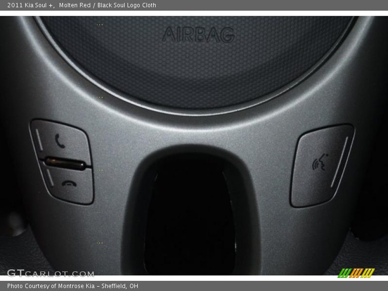 Molten Red / Black Soul Logo Cloth 2011 Kia Soul +
