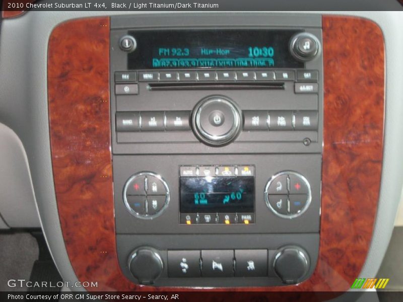 Black / Light Titanium/Dark Titanium 2010 Chevrolet Suburban LT 4x4