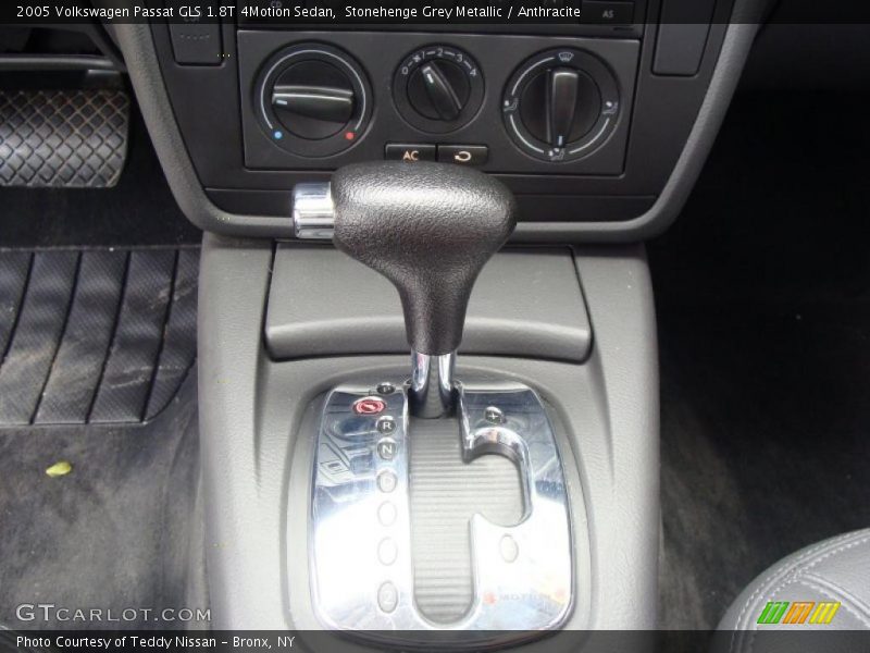 Stonehenge Grey Metallic / Anthracite 2005 Volkswagen Passat GLS 1.8T 4Motion Sedan
