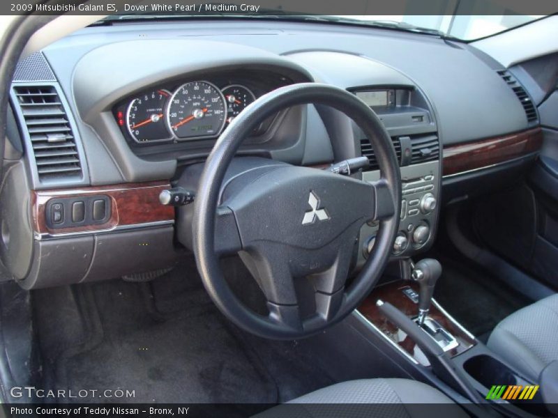 Dover White Pearl / Medium Gray 2009 Mitsubishi Galant ES