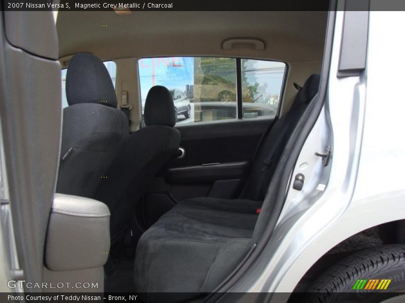 Magnetic Grey Metallic / Charcoal 2007 Nissan Versa S