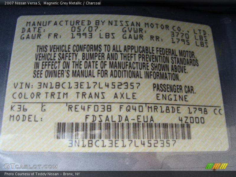Magnetic Grey Metallic / Charcoal 2007 Nissan Versa S