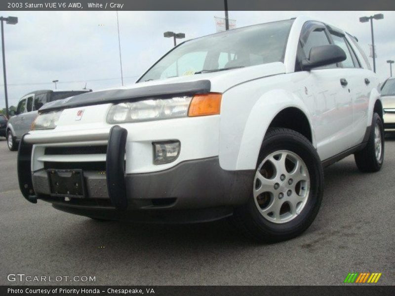 White / Gray 2003 Saturn VUE V6 AWD