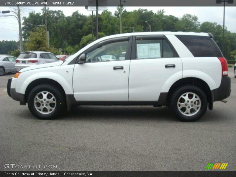 White / Gray 2003 Saturn VUE V6 AWD
