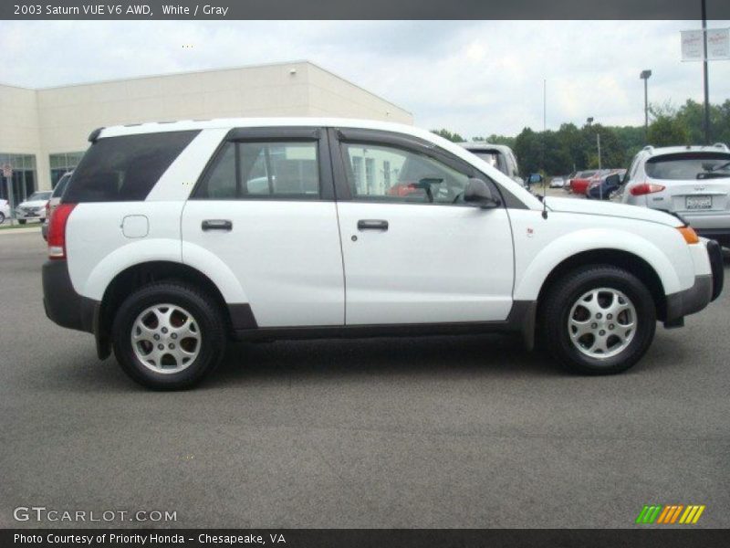White / Gray 2003 Saturn VUE V6 AWD