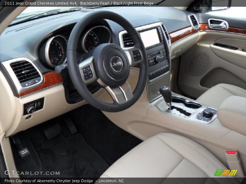 Blackberry Pearl / Black/Light Frost Beige 2011 Jeep Grand Cherokee Limited 4x4