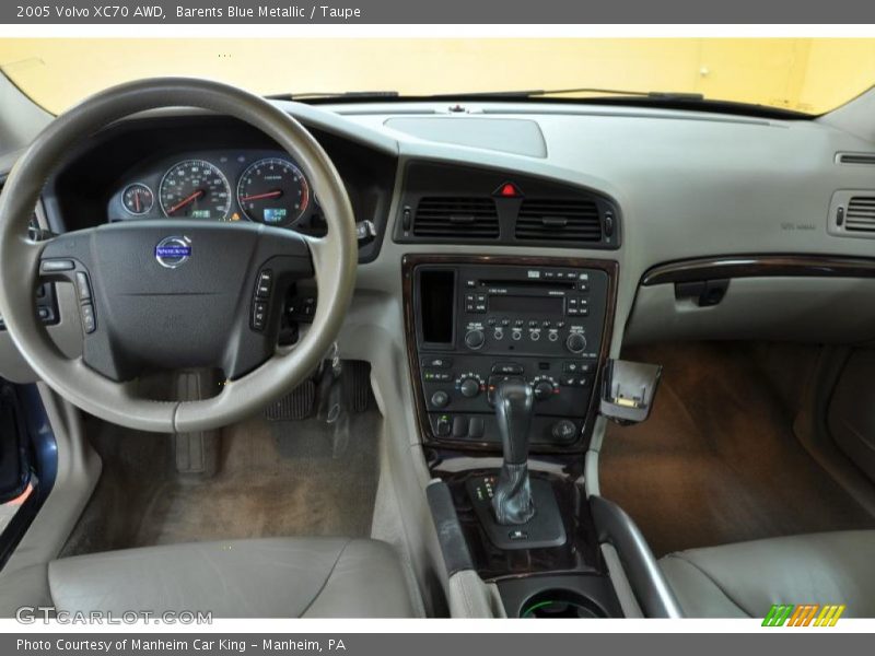 Barents Blue Metallic / Taupe 2005 Volvo XC70 AWD