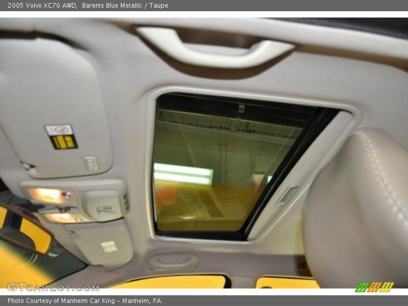 Barents Blue Metallic / Taupe 2005 Volvo XC70 AWD