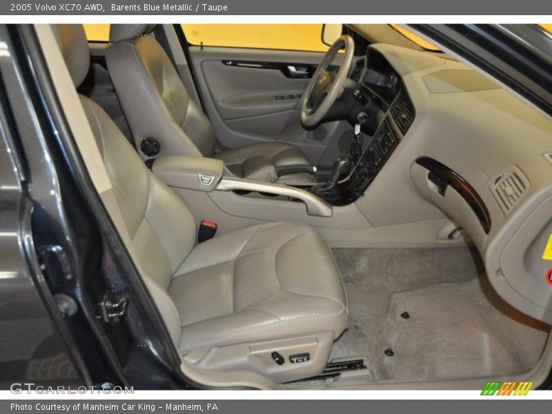 Barents Blue Metallic / Taupe 2005 Volvo XC70 AWD
