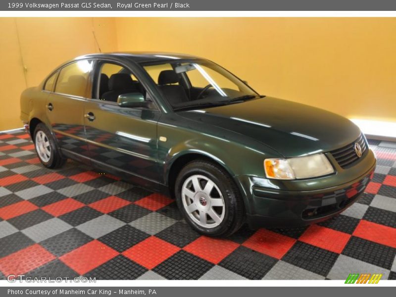 Royal Green Pearl / Black 1999 Volkswagen Passat GLS Sedan