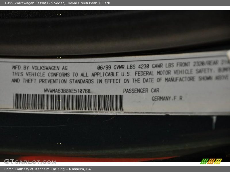 Royal Green Pearl / Black 1999 Volkswagen Passat GLS Sedan