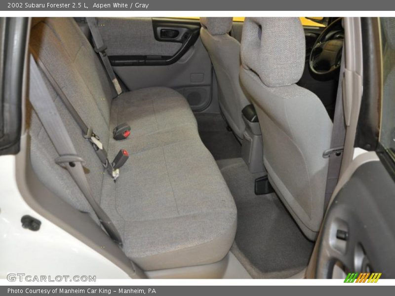 Aspen White / Gray 2002 Subaru Forester 2.5 L