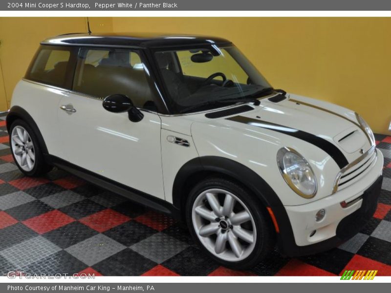 Pepper White / Panther Black 2004 Mini Cooper S Hardtop