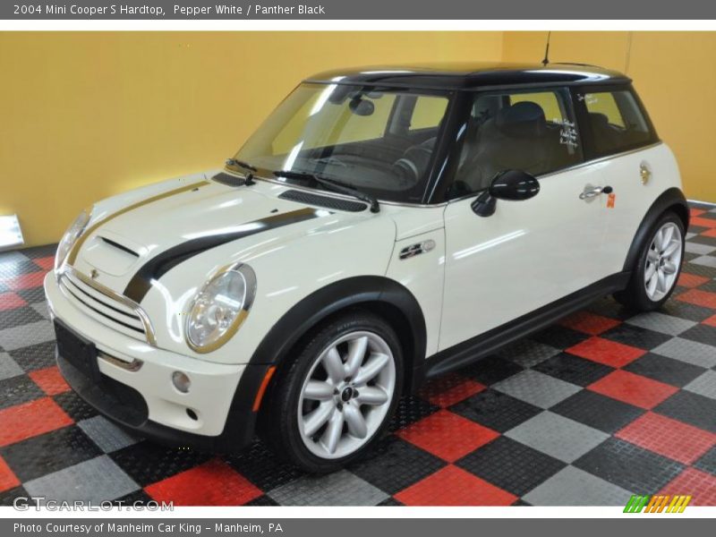 Pepper White / Panther Black 2004 Mini Cooper S Hardtop