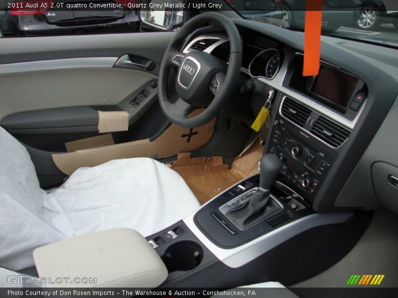 Quartz Grey Metallic / Light Grey 2011 Audi A5 2.0T quattro Convertible