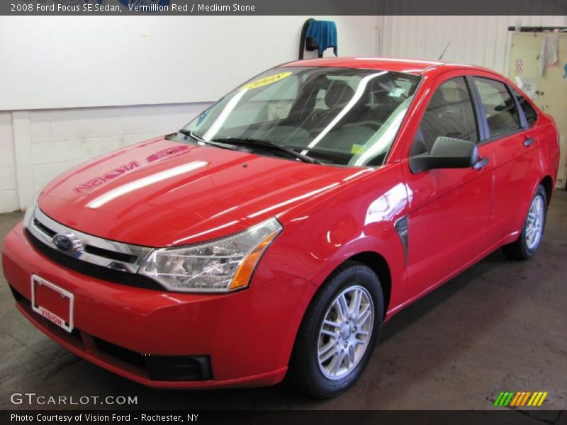 Vermillion Red / Medium Stone 2008 Ford Focus SE Sedan