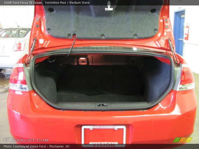 Vermillion Red / Medium Stone 2008 Ford Focus SE Sedan