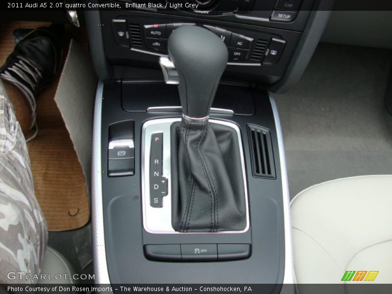 Brilliant Black / Light Grey 2011 Audi A5 2.0T quattro Convertible