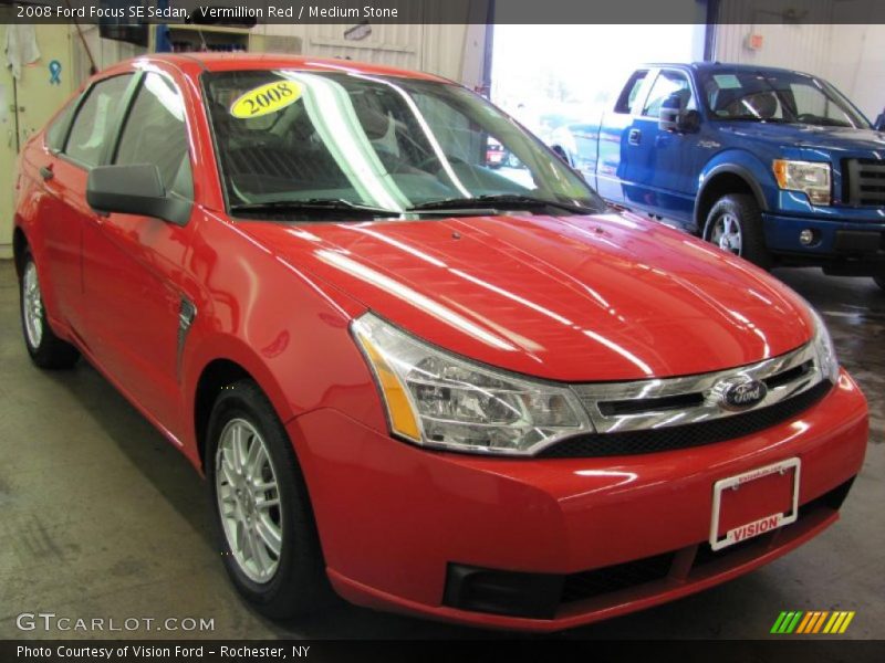 Vermillion Red / Medium Stone 2008 Ford Focus SE Sedan