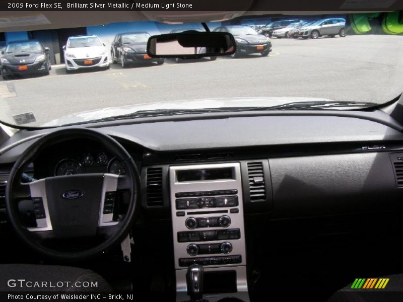 Brilliant Silver Metallic / Medium Light Stone 2009 Ford Flex SE