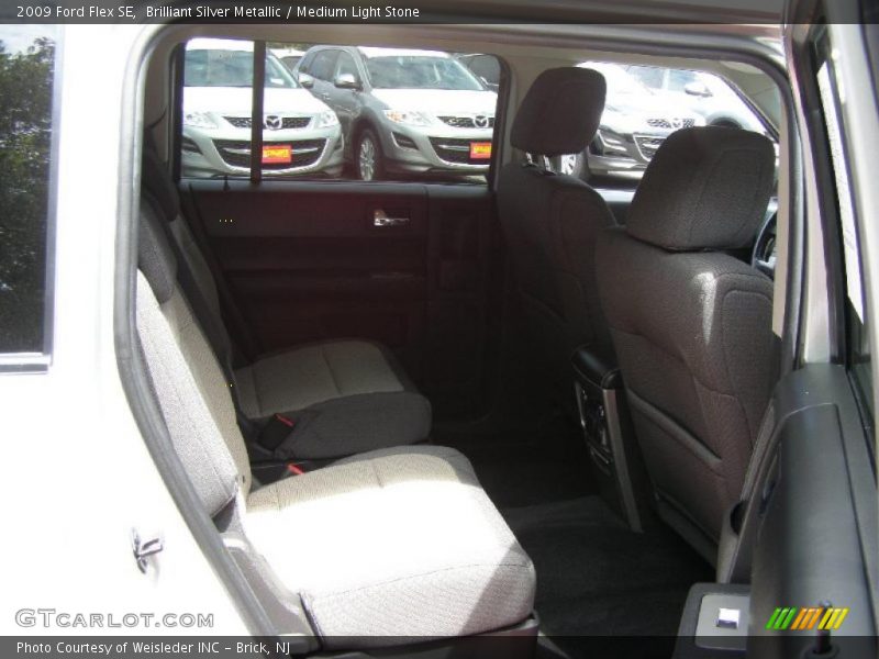Brilliant Silver Metallic / Medium Light Stone 2009 Ford Flex SE