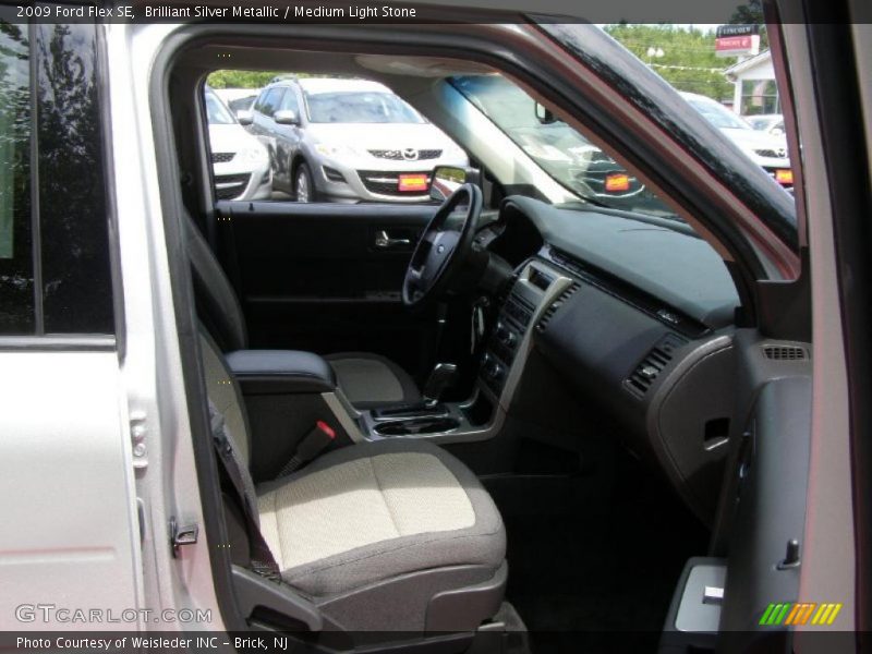 Brilliant Silver Metallic / Medium Light Stone 2009 Ford Flex SE