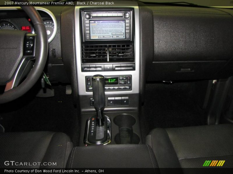Black / Charcoal Black 2007 Mercury Mountaineer Premier AWD