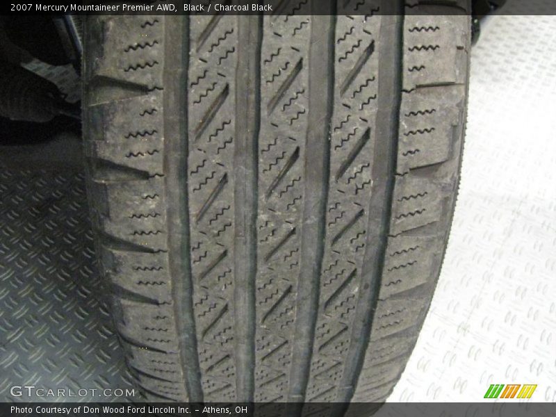 Black / Charcoal Black 2007 Mercury Mountaineer Premier AWD