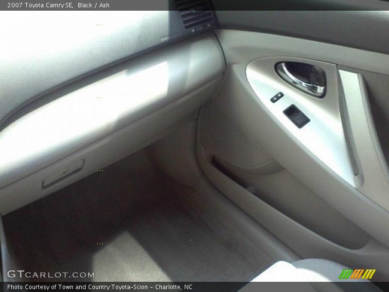 Black / Ash 2007 Toyota Camry SE