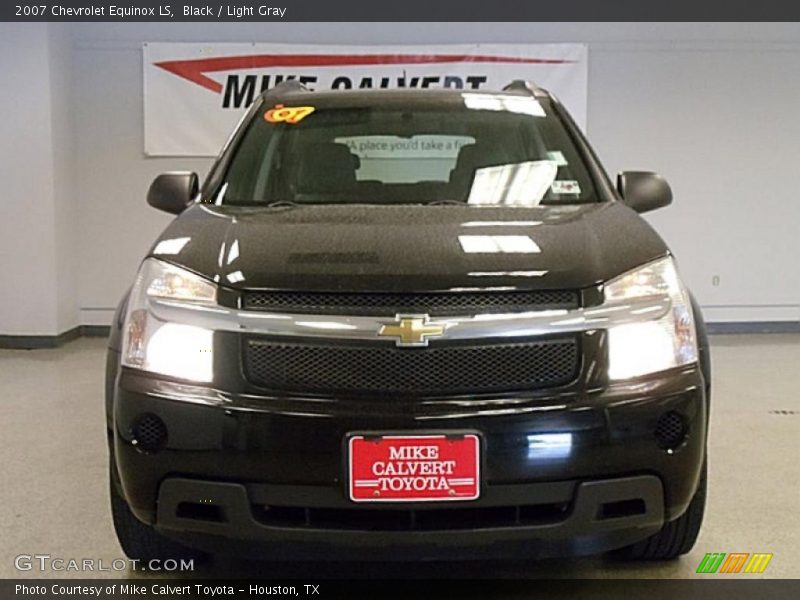 Black / Light Gray 2007 Chevrolet Equinox LS