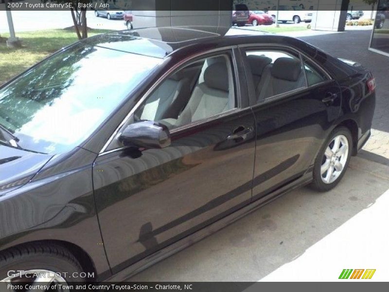 Black / Ash 2007 Toyota Camry SE