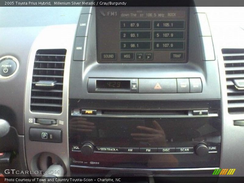 Millenium Silver Metallic / Gray/Burgundy 2005 Toyota Prius Hybrid
