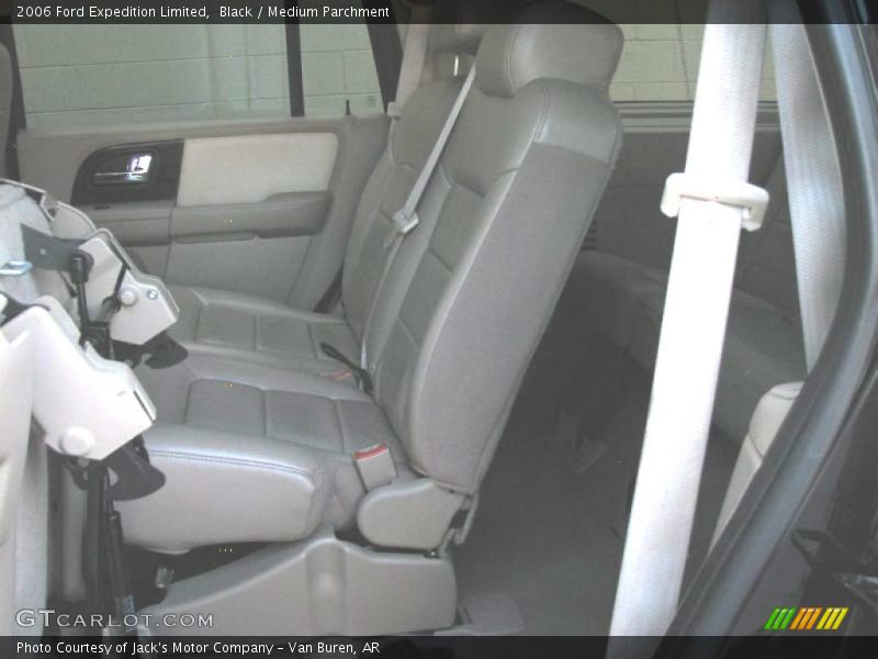 Black / Medium Parchment 2006 Ford Expedition Limited