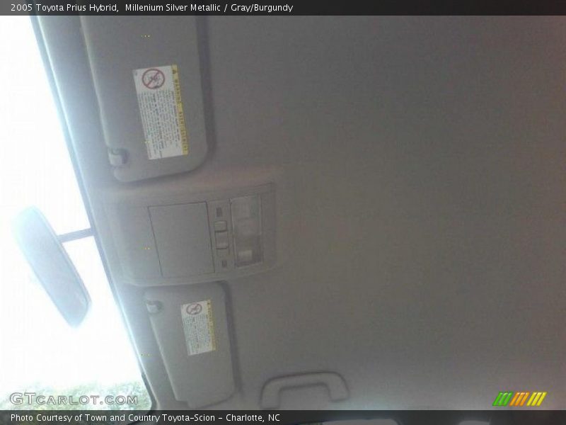Millenium Silver Metallic / Gray/Burgundy 2005 Toyota Prius Hybrid