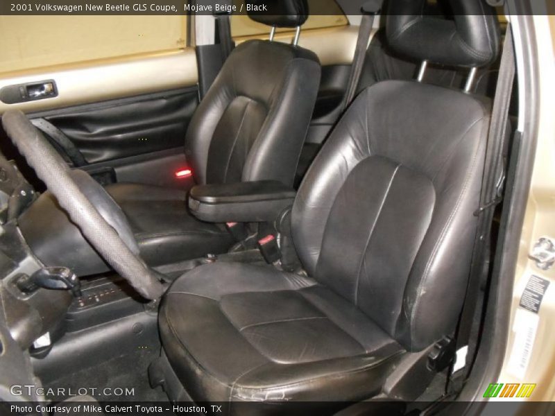 Mojave Beige / Black 2001 Volkswagen New Beetle GLS Coupe